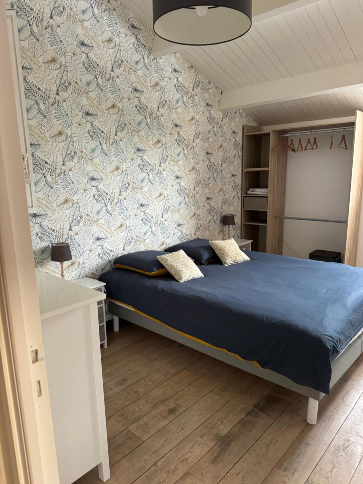 Chambres D'Hotes Des Tours A La Rochelle La Rochelle  Eksteriør billede