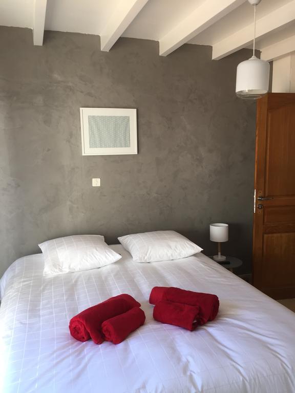 Chambres D'Hotes Des Tours A La Rochelle La Rochelle  Eksteriør billede